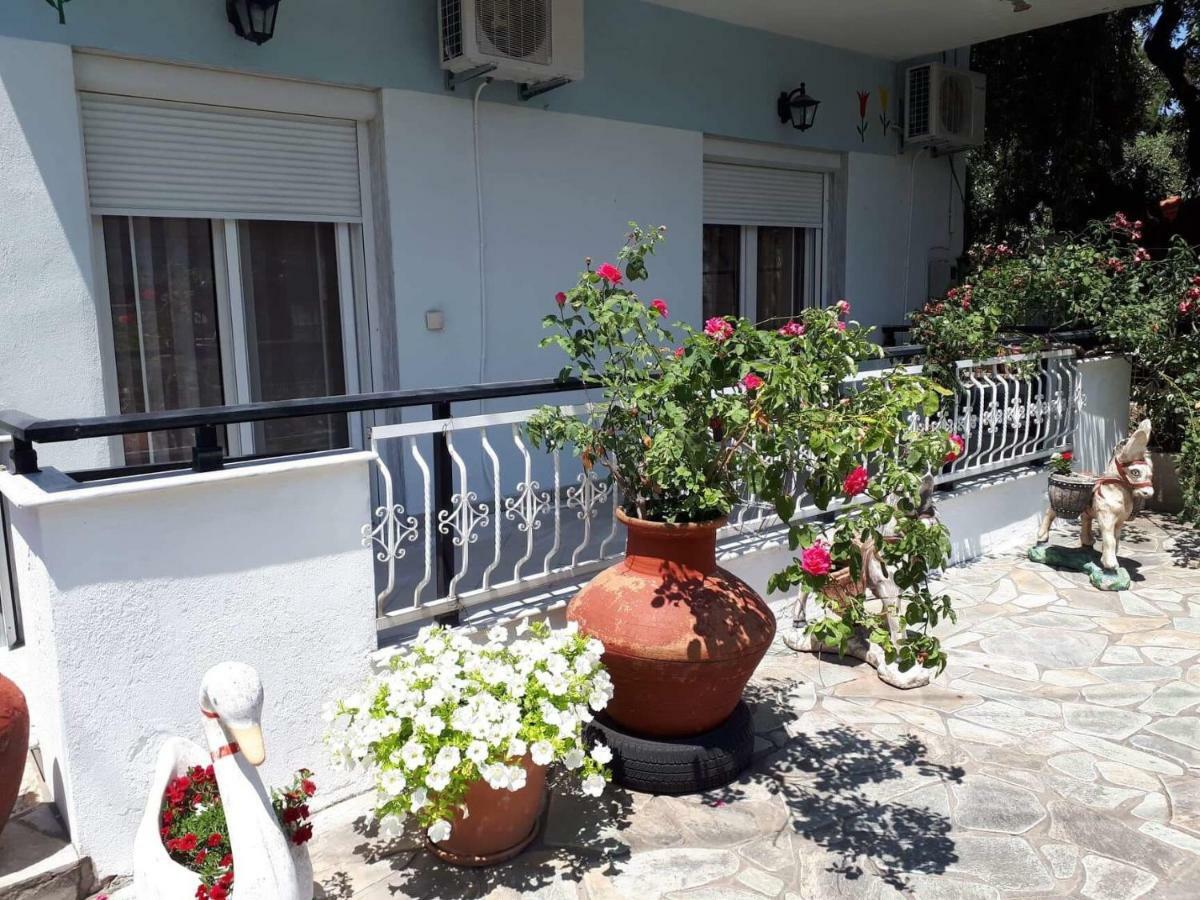 Popi 'S Home Skala Sotiros Exterior photo
